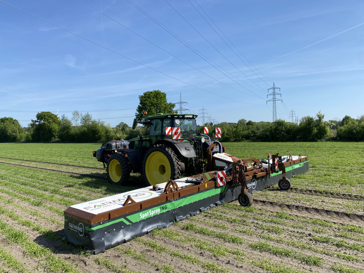 SpotSprayING spot sprayer